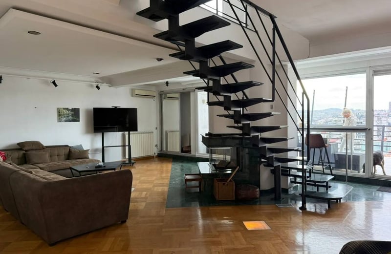 Rental of a spacious 5-room duplex apartment with private pool, 250 m², Belgrade, Serbia
